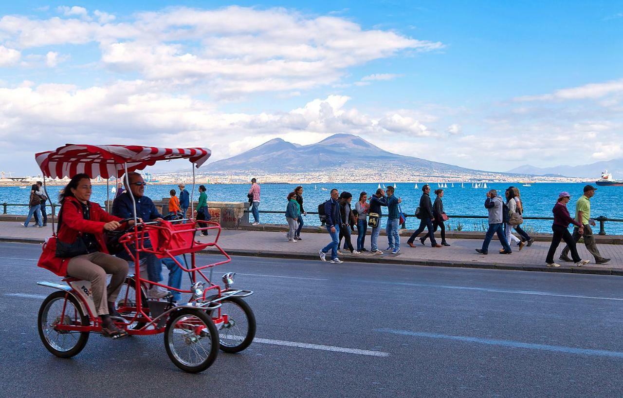 Be Italian Flat Piazza Bovio 22 Hotell Napoli Eksteriør bilde