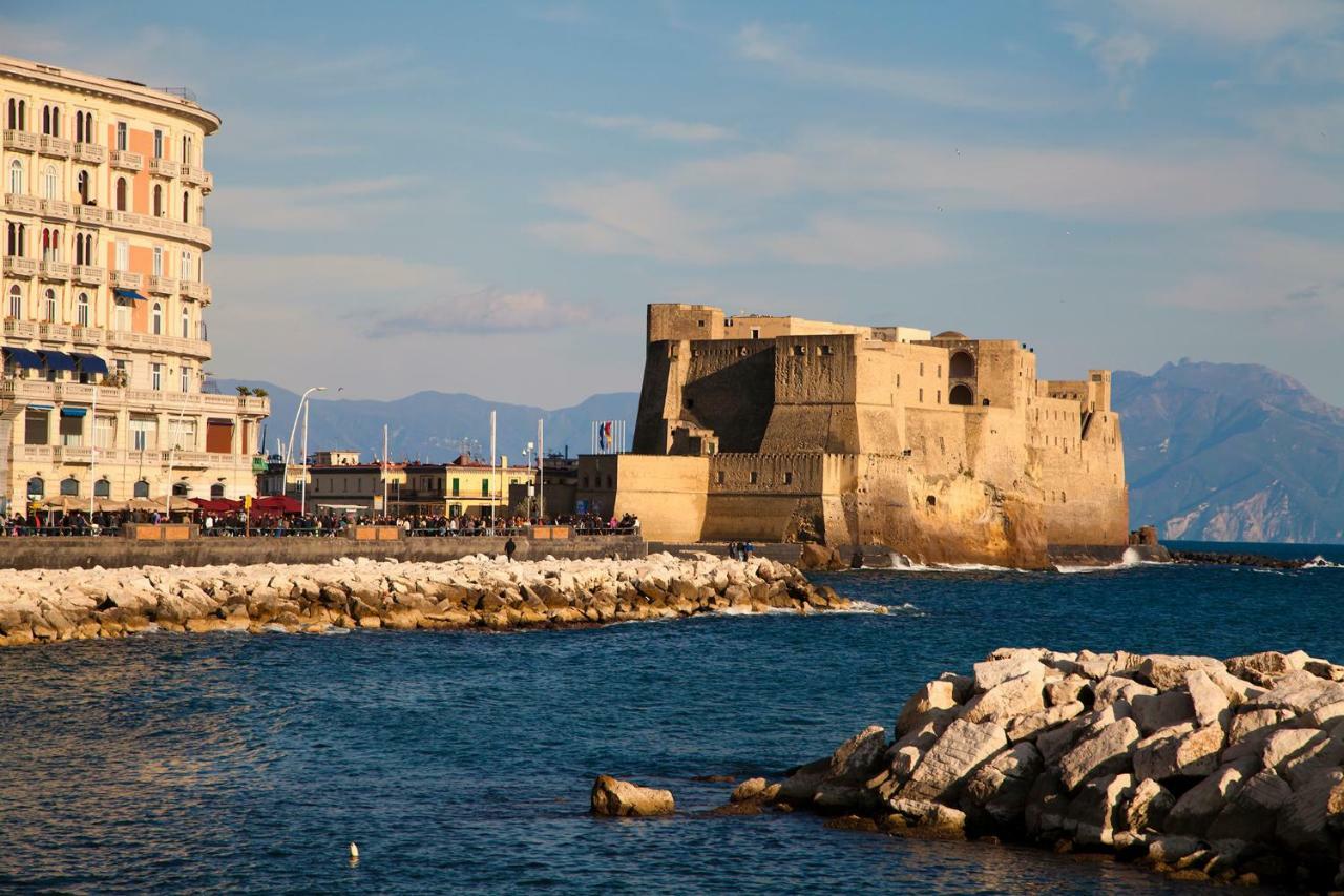 Be Italian Flat Piazza Bovio 22 Hotell Napoli Eksteriør bilde