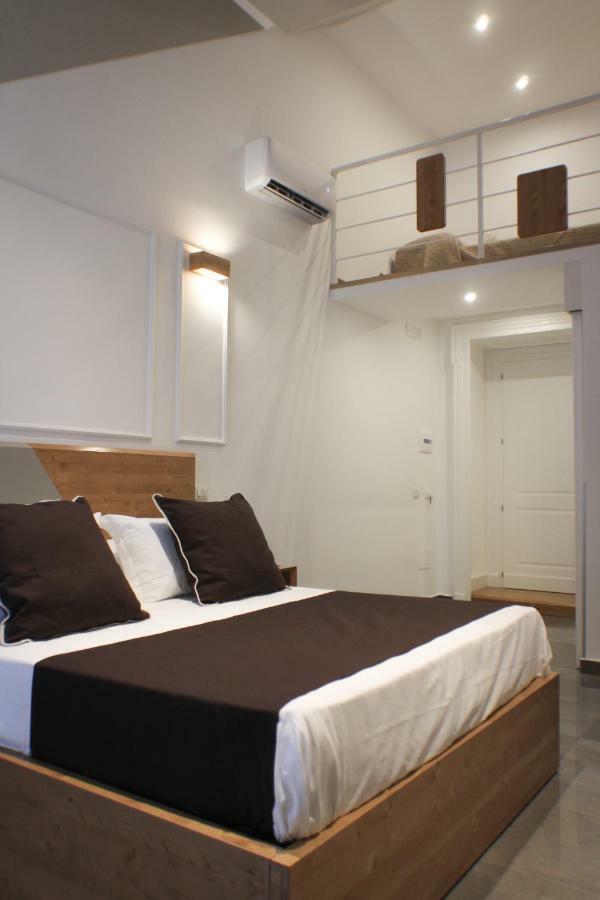Be Italian Flat Piazza Bovio 22 Hotell Napoli Eksteriør bilde