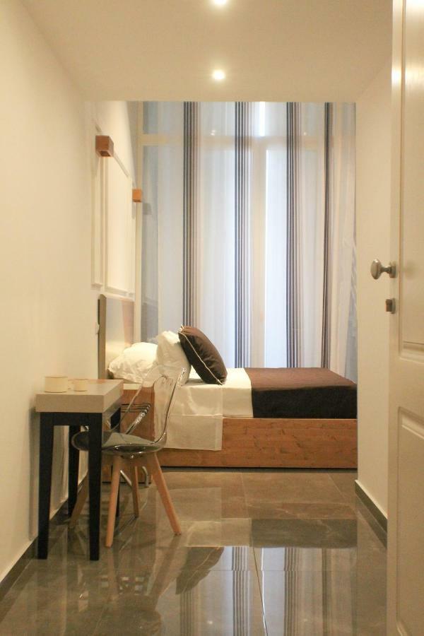 Be Italian Flat Piazza Bovio 22 Hotell Napoli Eksteriør bilde