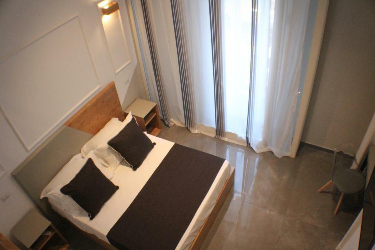 Be Italian Flat Piazza Bovio 22 Hotell Napoli Eksteriør bilde