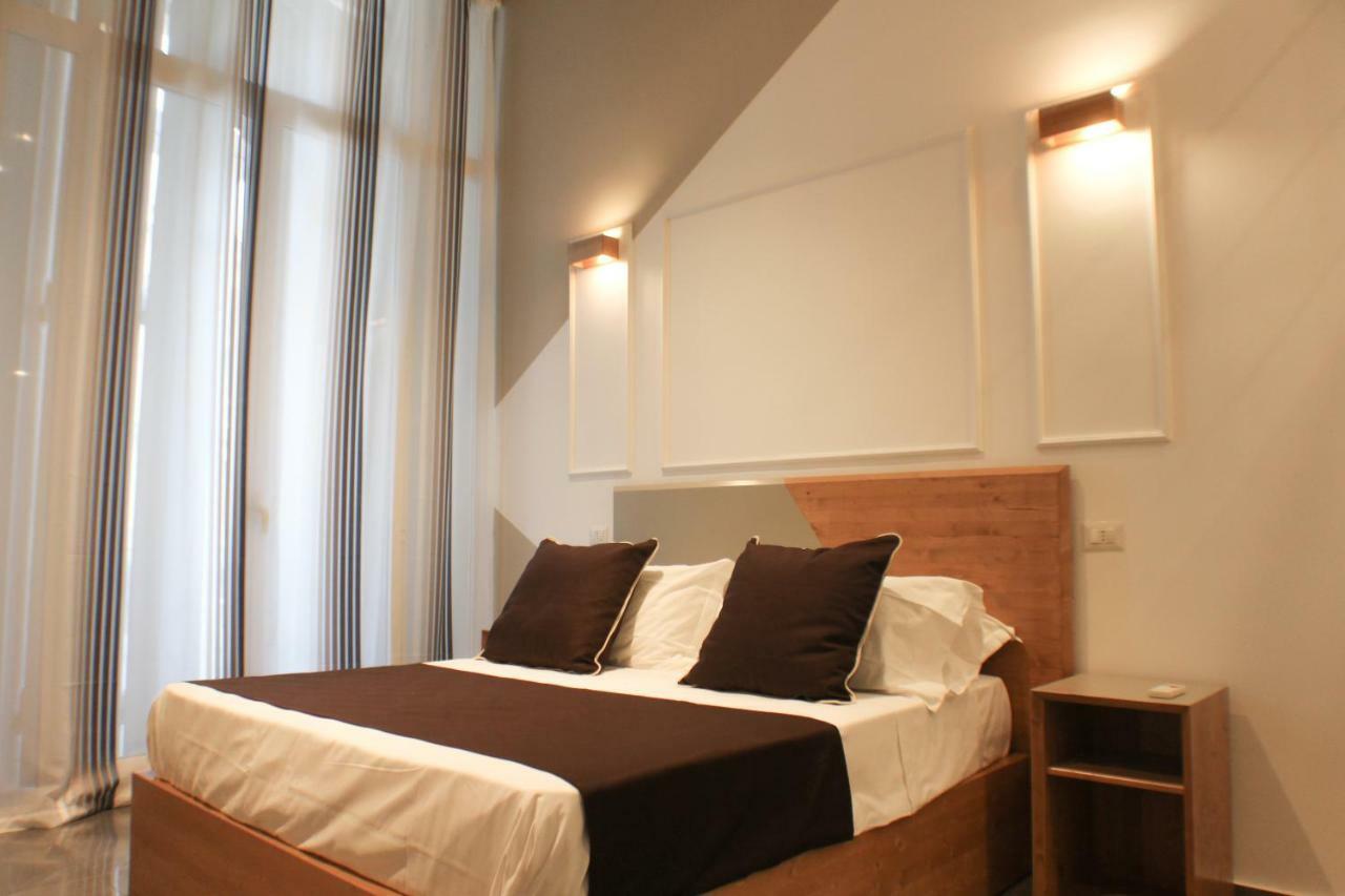 Be Italian Flat Piazza Bovio 22 Hotell Napoli Eksteriør bilde