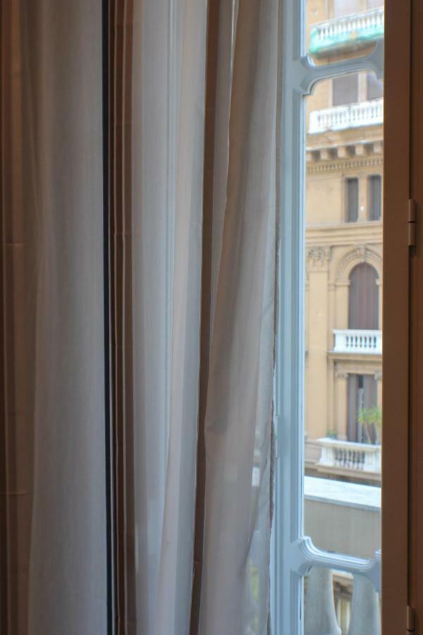 Be Italian Flat Piazza Bovio 22 Hotell Napoli Eksteriør bilde