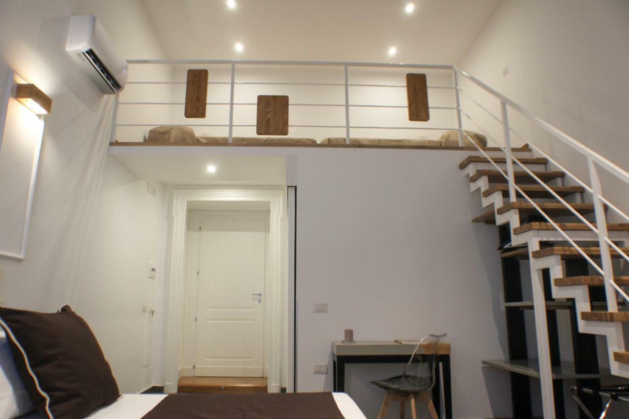 Be Italian Flat Piazza Bovio 22 Hotell Napoli Eksteriør bilde