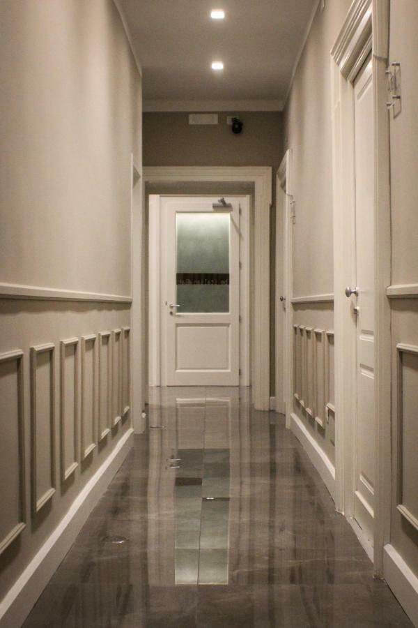 Be Italian Flat Piazza Bovio 22 Hotell Napoli Eksteriør bilde